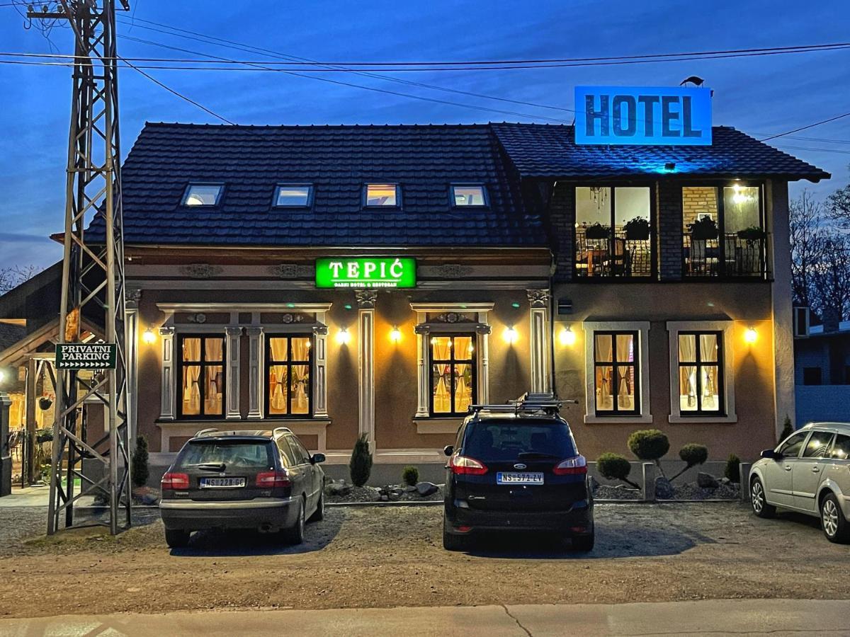 Tepic Garni Hotel Temerin Exterior foto